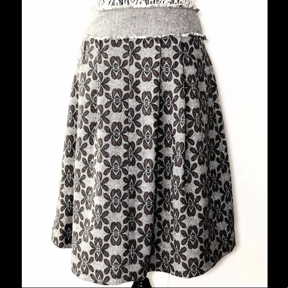 Manila Grace Designer Gray Uneven Hem Skirt / 6 - Picture 2 of 4